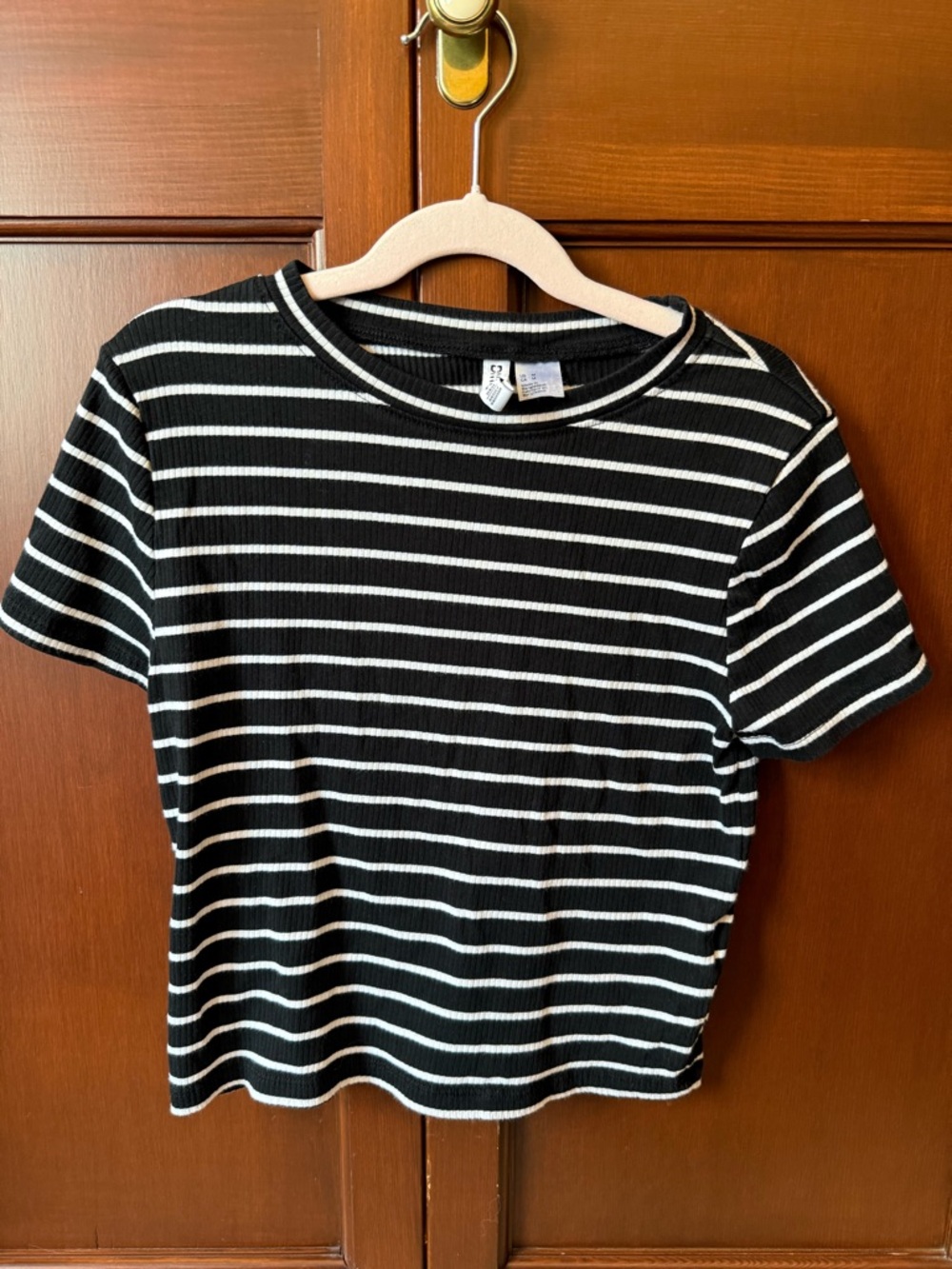 H&M Black and White Striped Short Sleeve Tee